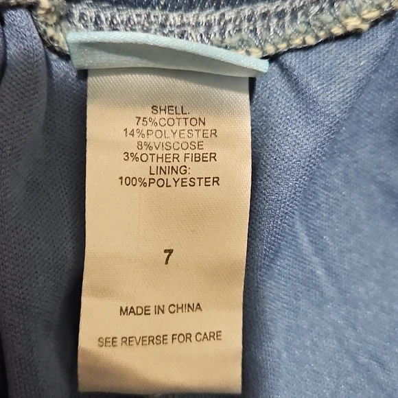 Draper James Adorable and Comfortable Set/Pink Top and Navy Skort for Girls - Picture 13 of 13